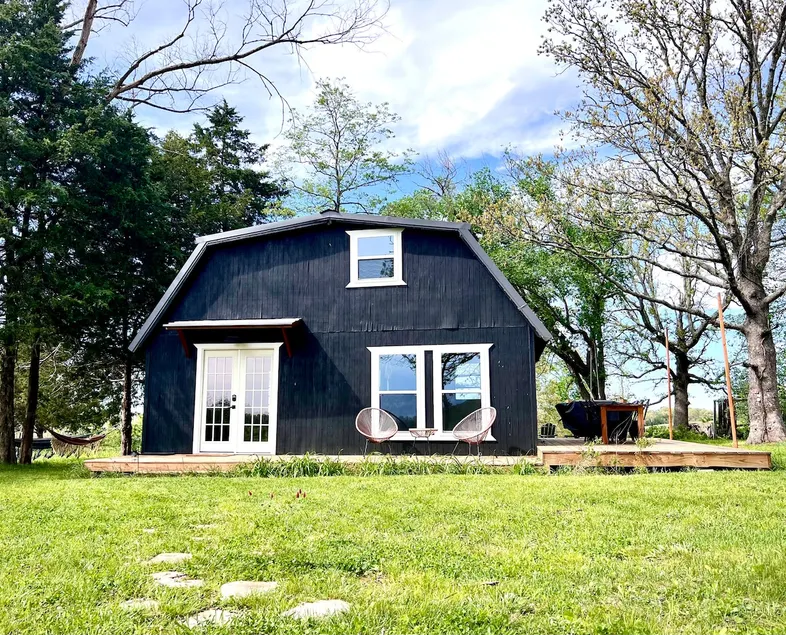 Lillian’s blackberry cabin in Goodhope - Image 1