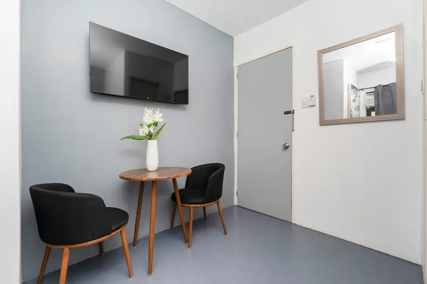 *NEW* Perfect for 2 in heart of Cebu! 205 - Image 1