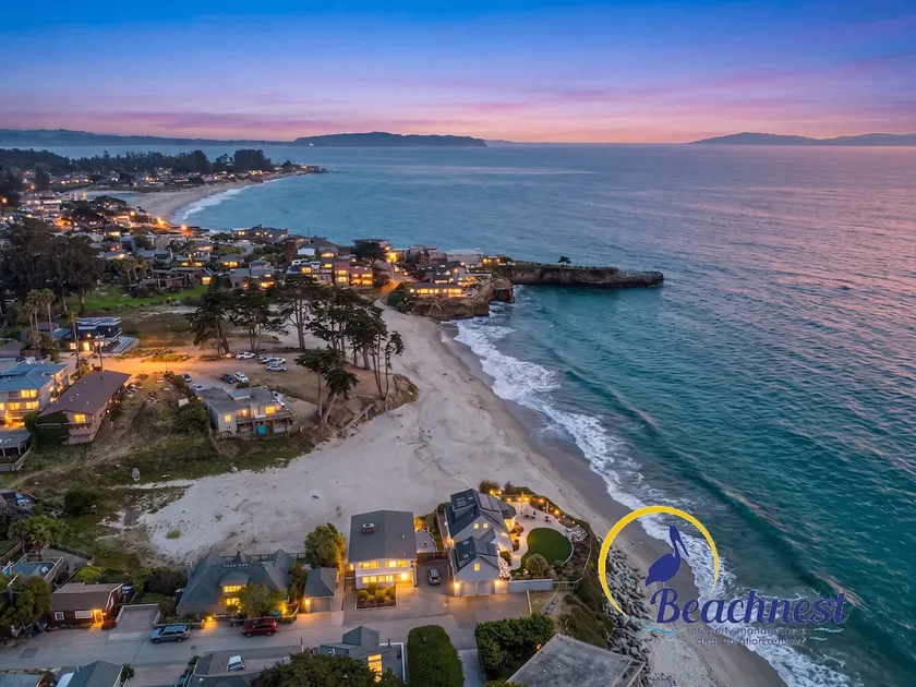 Bay Watch Beach House - Image 1