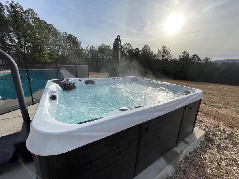 Romantic Retreat•Private Pool•Views•Pet Friendly - Image 1