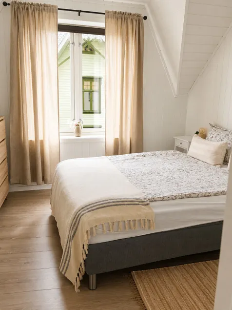 Light home apartment Alesund with free parking - Image 1