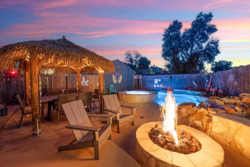 San Diego Family Oasis: Pool, Spa, Game & Fire Pit - Image 1