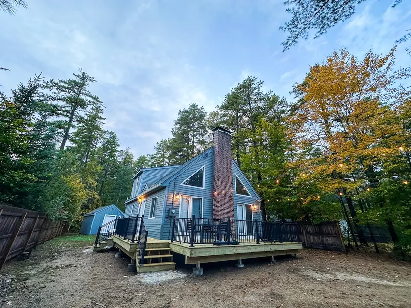 Comfortable chalet in Tamworth, walk to lake - Image 1