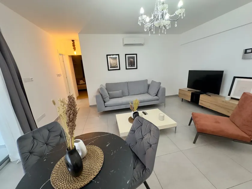 Panorama Residence - Image 1