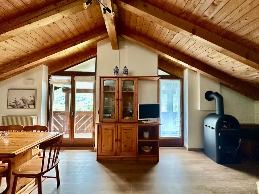 Attic with a view - Image 1