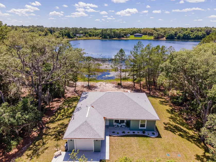 Live Oak Lake House - Image 1
