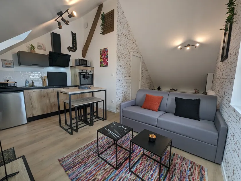 The Neo-Retro Studio - Image 1