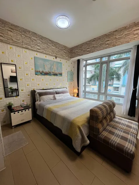Marvinn's by LVH - 150 Newport Boulevard, Comfort Studio, Family Studio, Group Studio, Free Wifi and Netflix, Near NAIA - Image 1