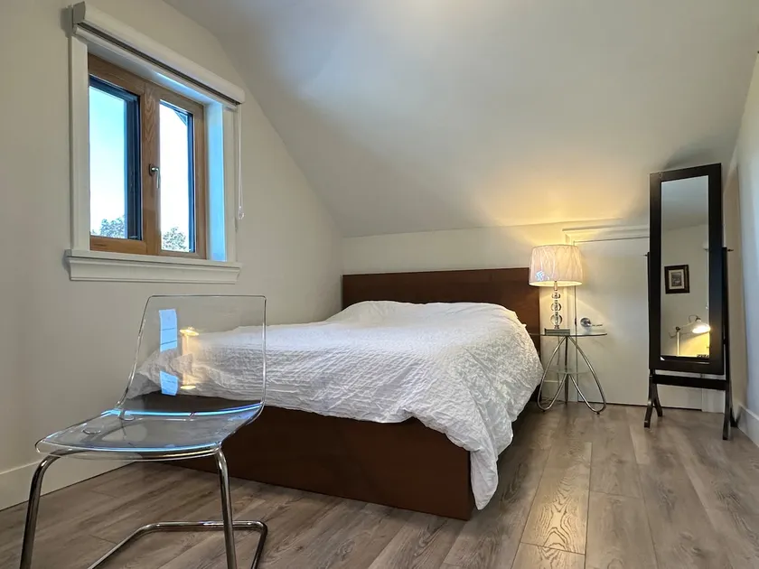 3BR NearSkyTrain/Airport/Downtown/OakridgeMall/UBC - Image 1