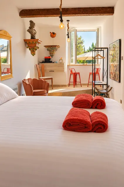 Le 1693 - 4* Charm - Comfort - 2 Suites & Jacuzzi - Image 1