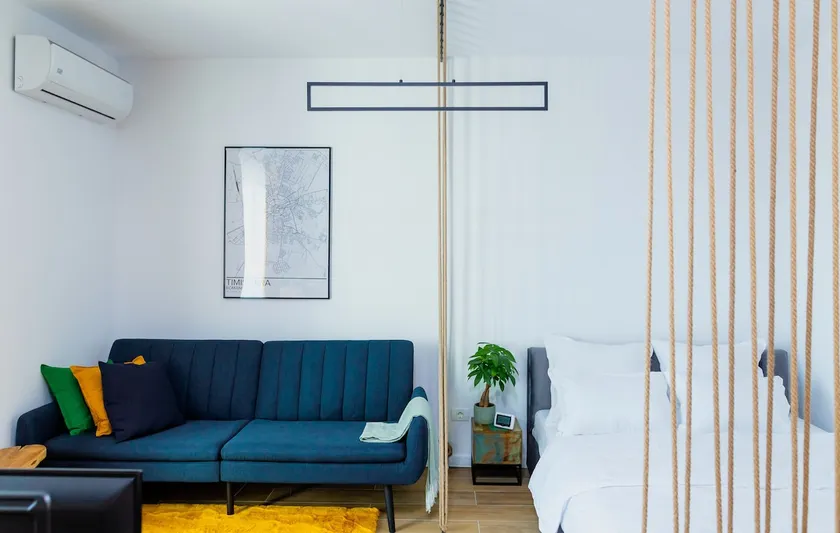 Vibrant Studio - Image 1