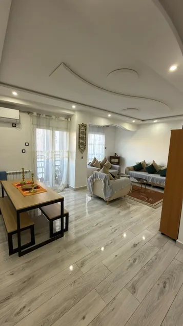 Luxury apartment in the heart of Sétif - Image 1