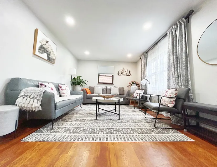 Excellent Location Cozy 4BRs House in Pittsburgh - Image 1