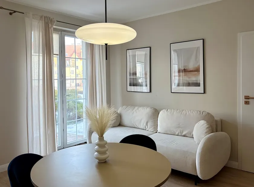 The best location.Beautiful apartment,free parking - Image 1