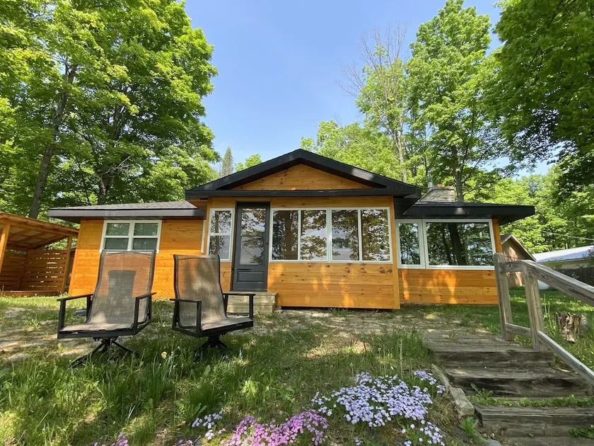 Beautiful house on Camp Lake! - Image 1