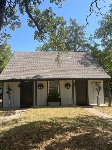 Cross Creek Aggieland cottage - Image 1