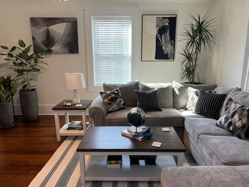 Downtown Greenville, Yin and Yang Retreat - Image 1
