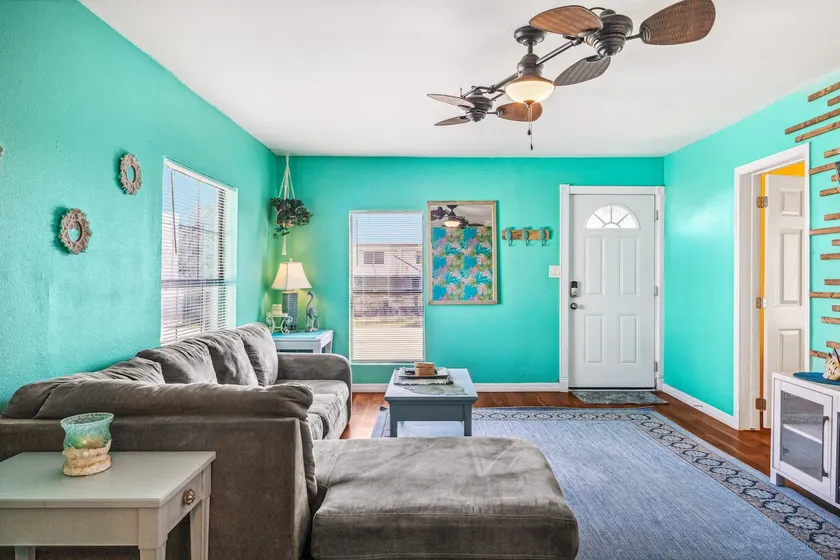 Historic Fort myers home - Image 1