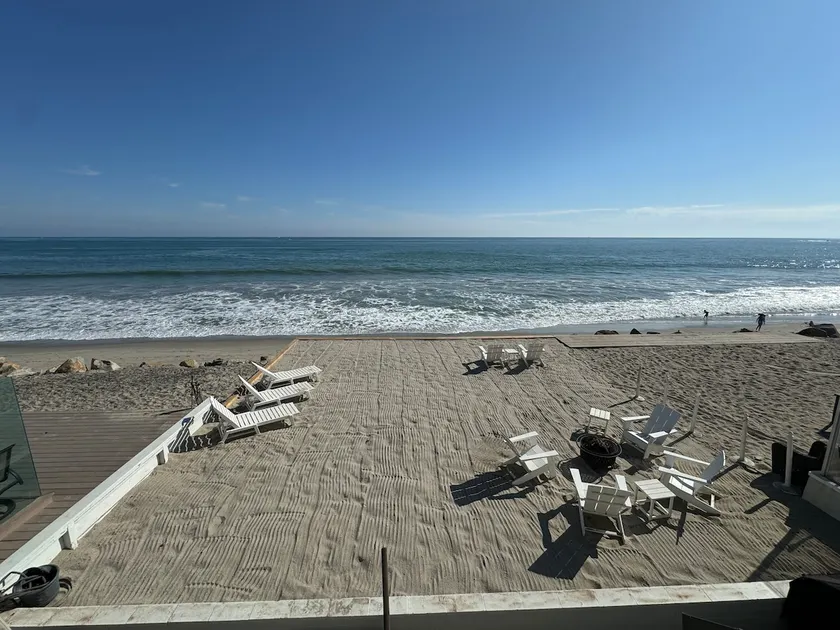 Beachfront Bliss | Steps to Sand + 5 Large BRs - Image 1