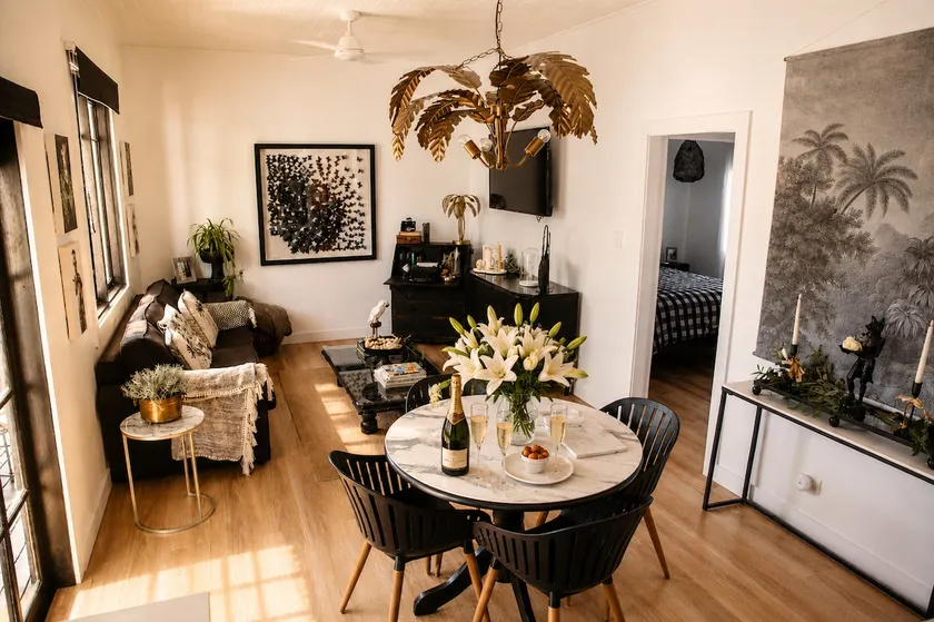Peaceful Nelson Bay Retreat with Boutique Flair - Image 1