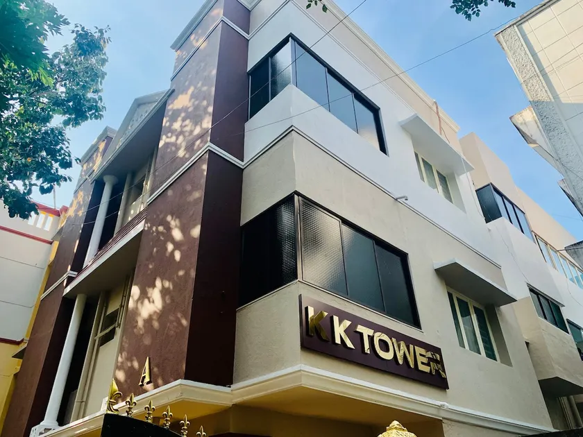 [SAN1] - Spacious 2 BHK Apartment @ Egmore. - Image 1