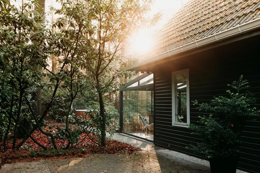 Forest house with sauna - Image 1