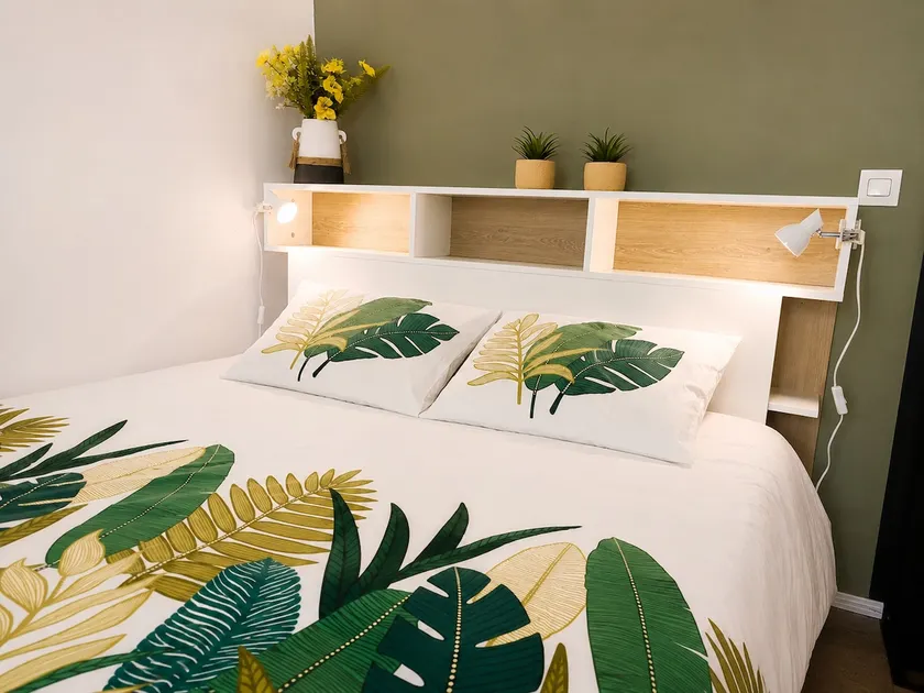 Cozy nest - cathedral view, downtown & WIFI - Image 1