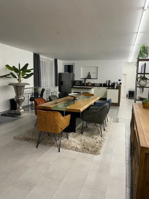 Lisurii house - Image 1