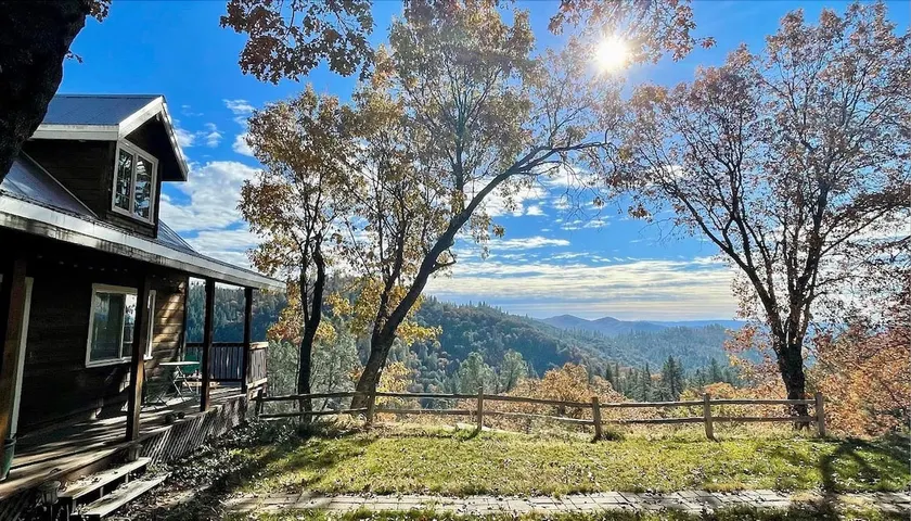 Mountain Top Cottage | Scenic Views | Entire Home - Image 1