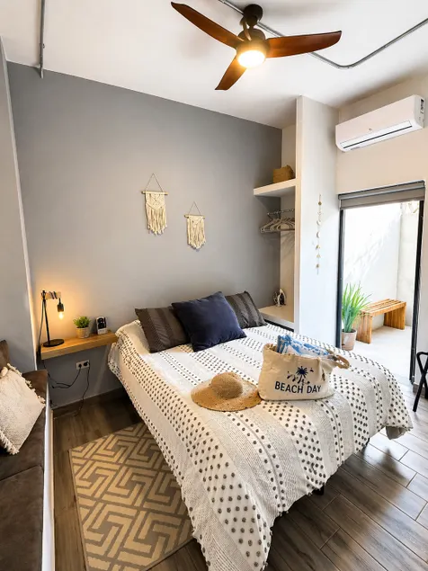 Victoria House near Malecón · A/C + WiFi + Beach - Image 1