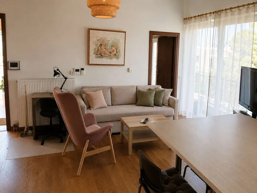 Pavlos Apartment - Leontari Stay with Garden View - Image 1