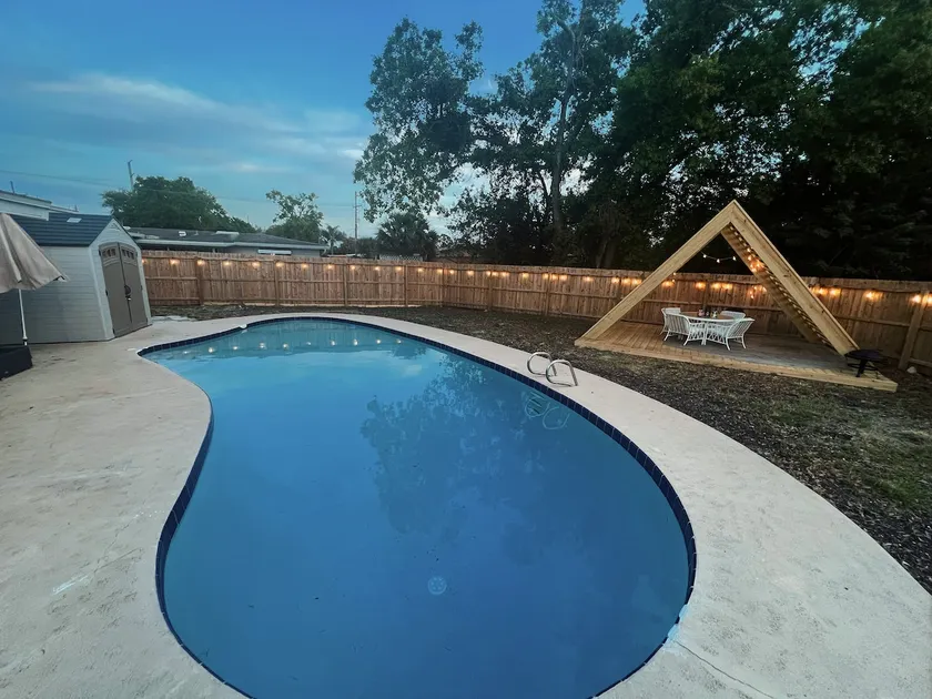 Orlando Pool house 4 BR near Downtown, Universal - Image 1