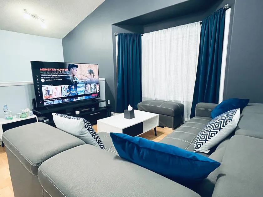 Modern Upper level Duplex House - Image 1