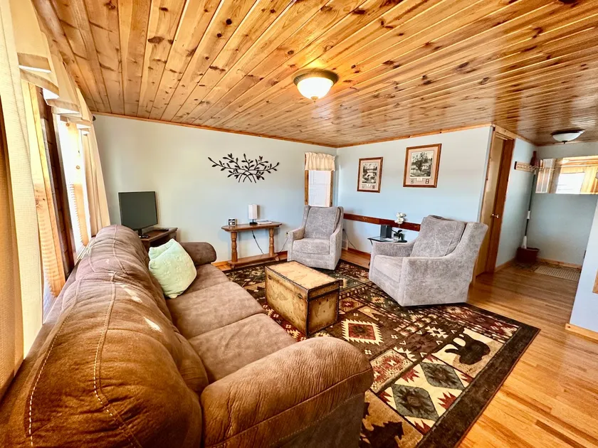 Pictured Rocks Basecamp Cottage! Private backyard - Image 1