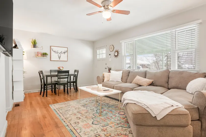 Charming 1950s Bungalow - as seen on House Hunters - Image 1