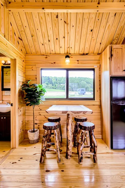 107 - Ibis - Log Cabin - Image 1