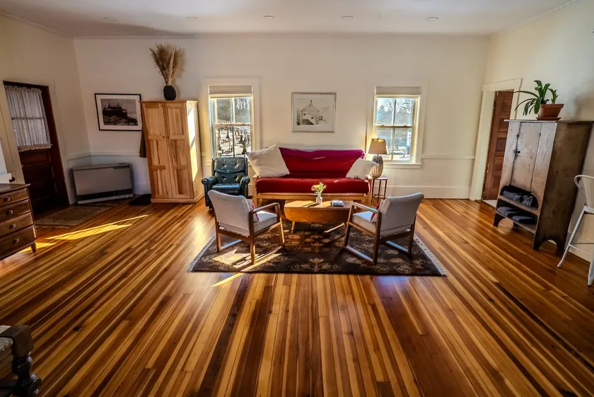 Timeless Studio Apartment at the Old Firehouse - Image 1