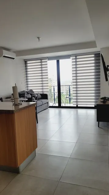 Panoramic urban apartment - Image 1