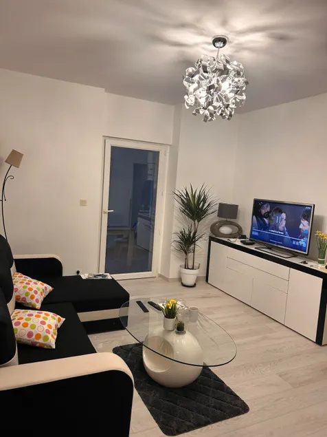 Apartment in the city center - Image 1