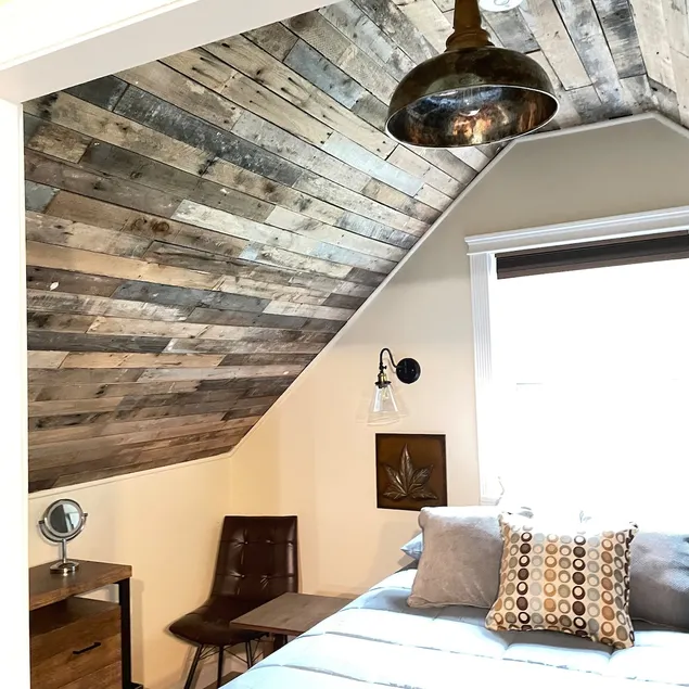 Marsh Stream Hideaway - Image 1