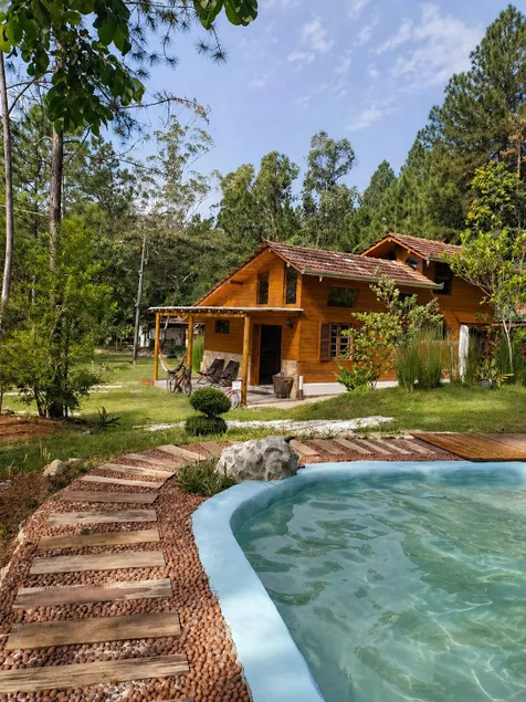 Nature Retreat • Pool & Fire Pit • 10 min to BC - Image 1