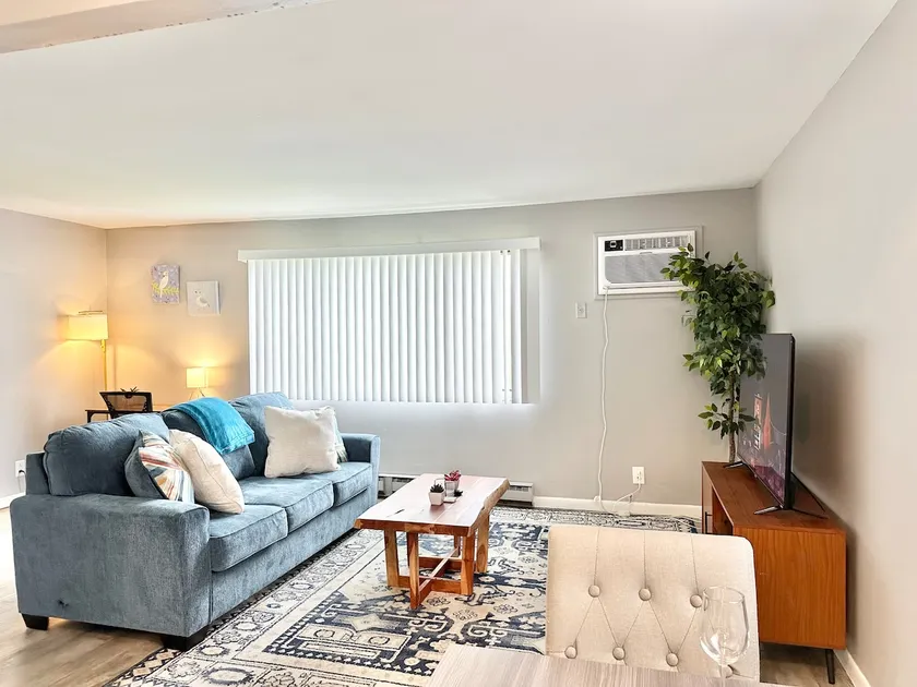 Extended stay/Fast Wi-Fi/Free Parking/Casino - Image 1