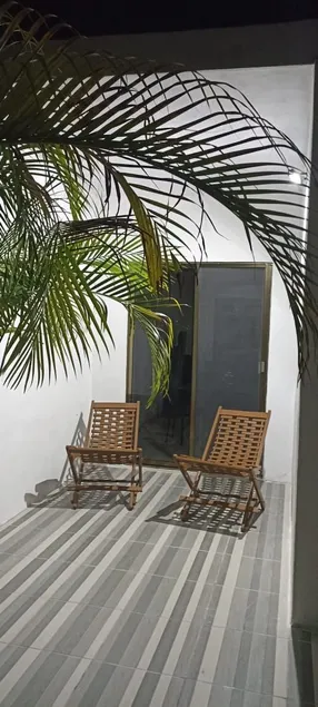 Accommodation in the White City - Image 1