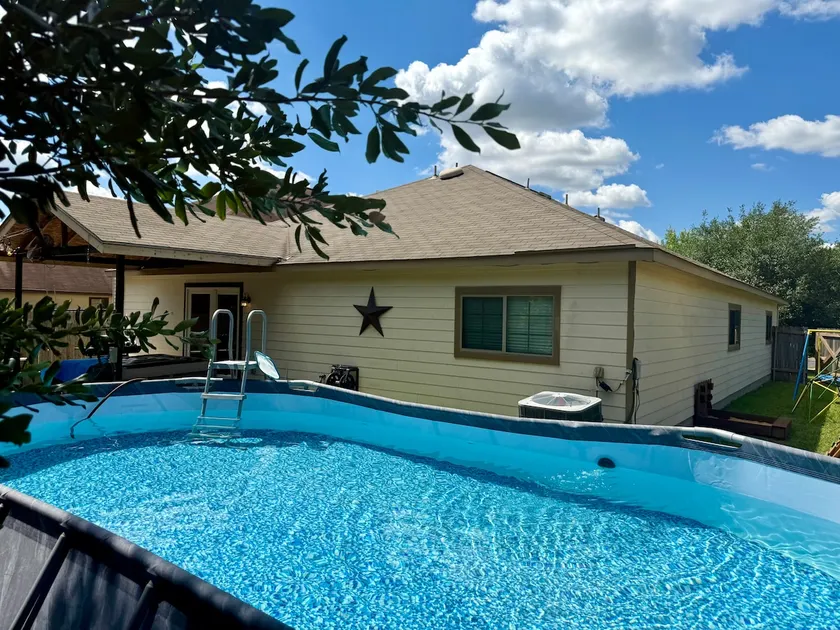 Early Spring Sale! Pool, Hot tub, backyard games - Image 1