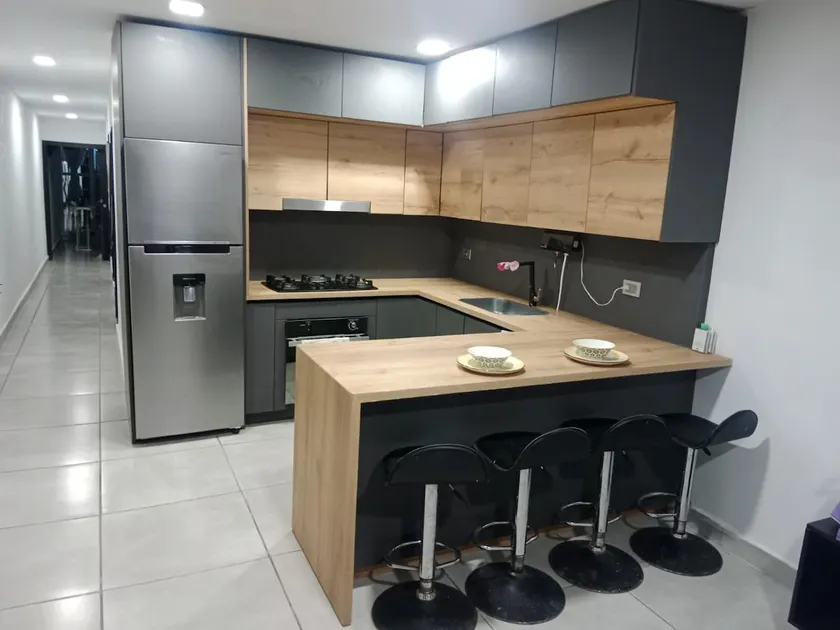 Spacious family apartment - Image 1