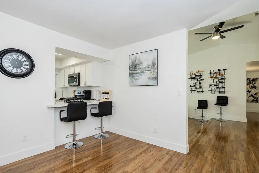Silver Stay |A safe and cozy haven in Las Vegas| - Image 1