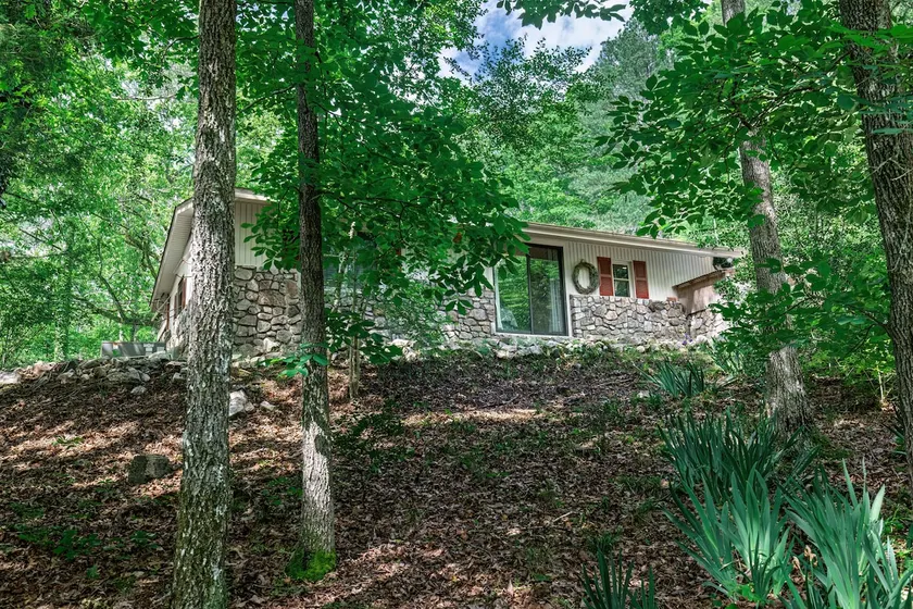 Ouachita Escape w/ Fire-Pit Close To Lakes & Mines - Image 1