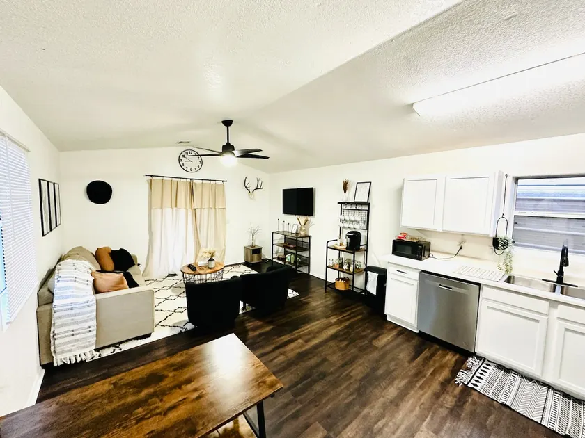 Rancher Retreat - Image 1