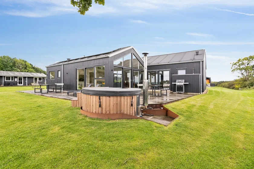 Casa con sauna, giardino e idromassaggio | Vista sul campo da golf - Image 1