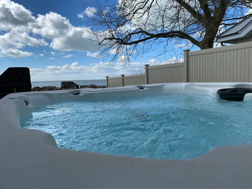 Casa Azul : Your Lake Erie Cottage Oasis - Image 1